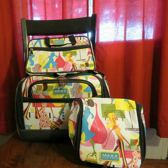 Maxx New York Handbags - Maxx New York Luggage Combo Make Up Bag